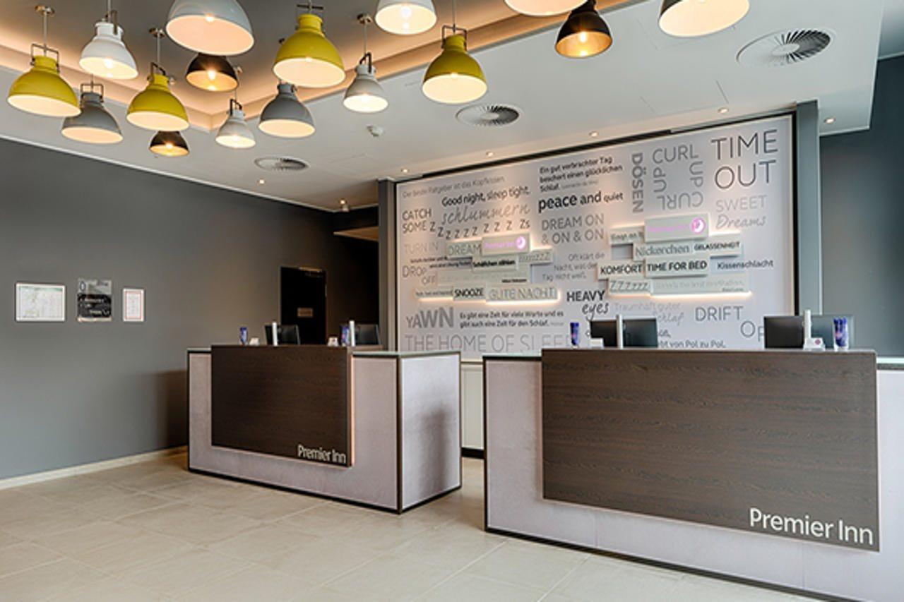 Premier Inn Hamburg City Klostertor Luaran gambar