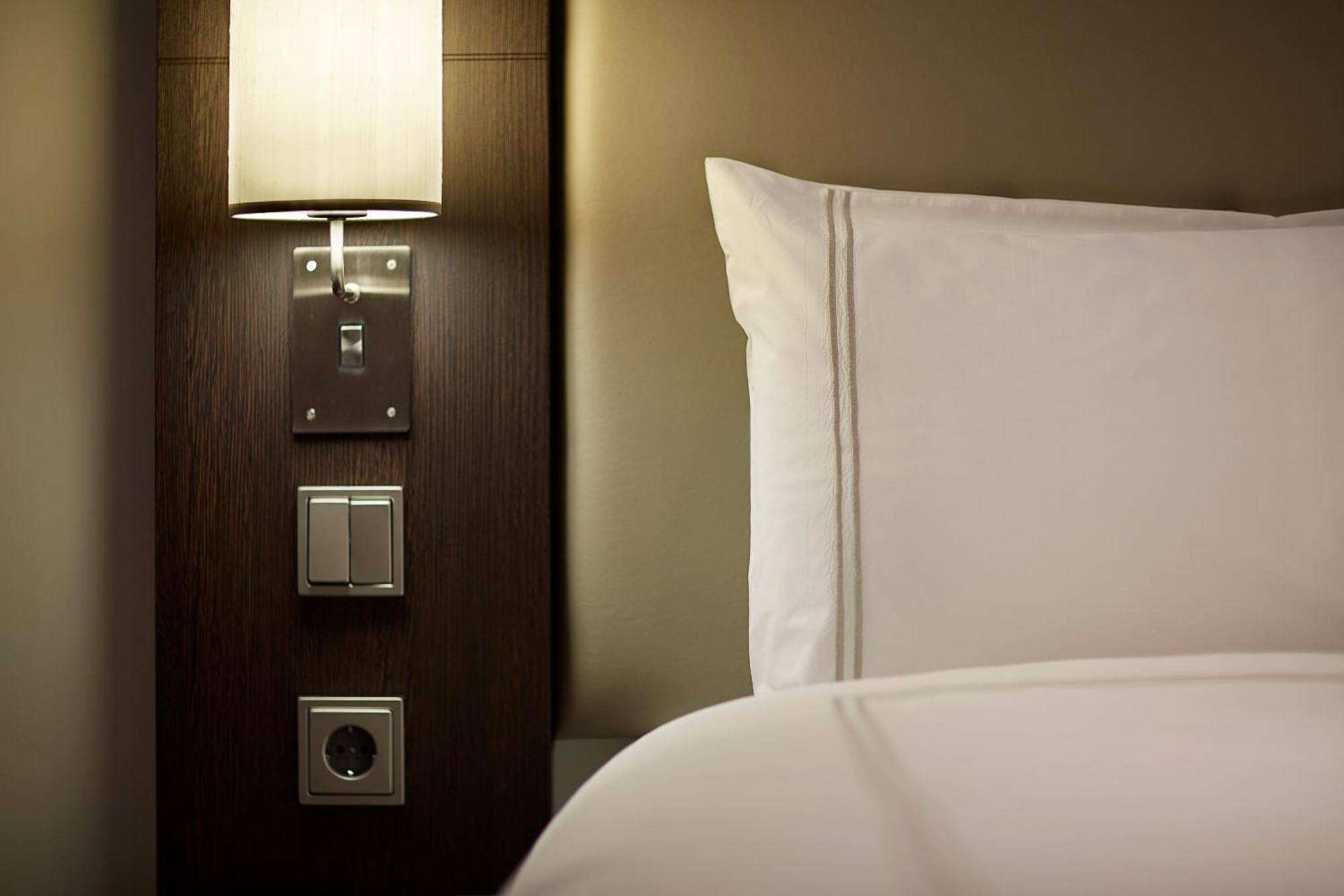 Premier Inn Hamburg City Klostertor Luaran gambar