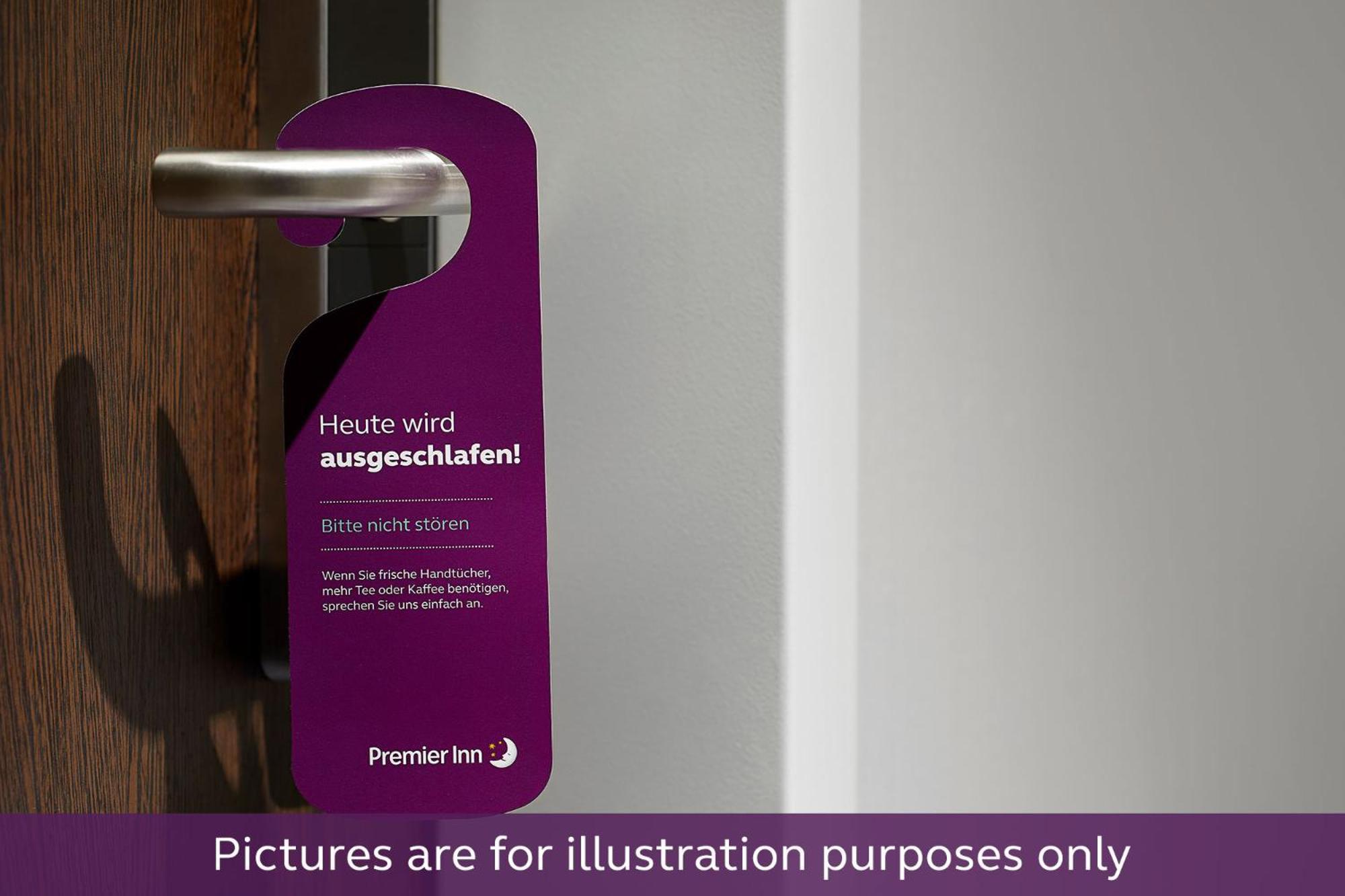 Premier Inn Hamburg City Klostertor Luaran gambar